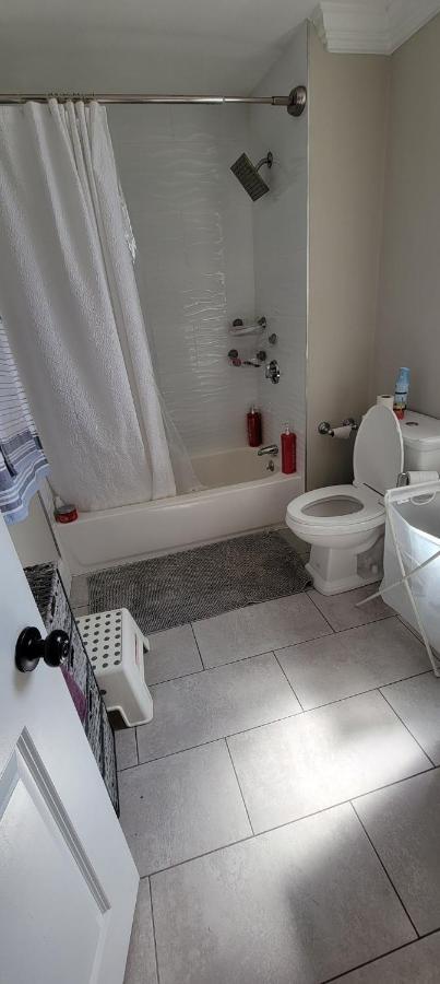Private Bedroom Near Βοστώνη Εξωτερικό φωτογραφία