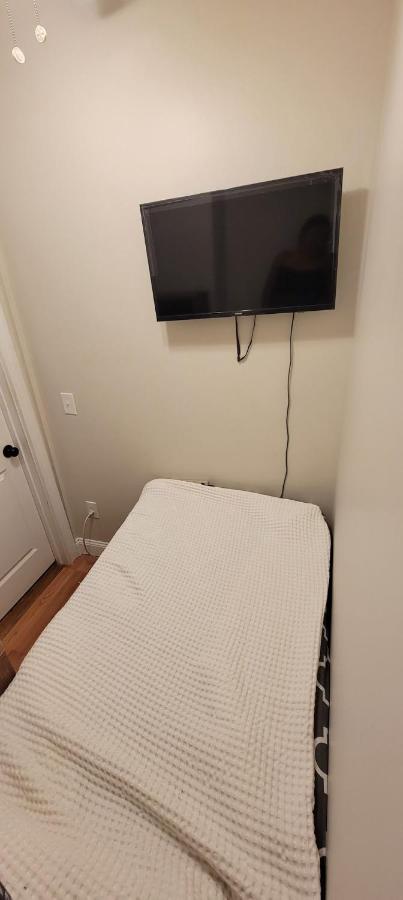 Private Bedroom Near Βοστώνη Εξωτερικό φωτογραφία
