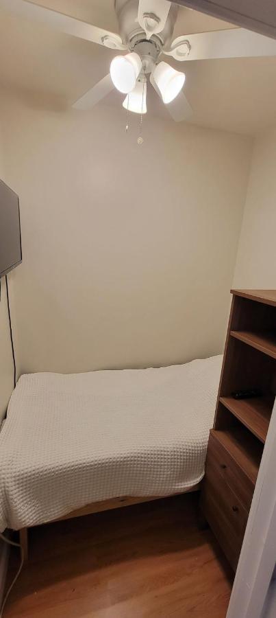 Private Bedroom Near Βοστώνη Εξωτερικό φωτογραφία