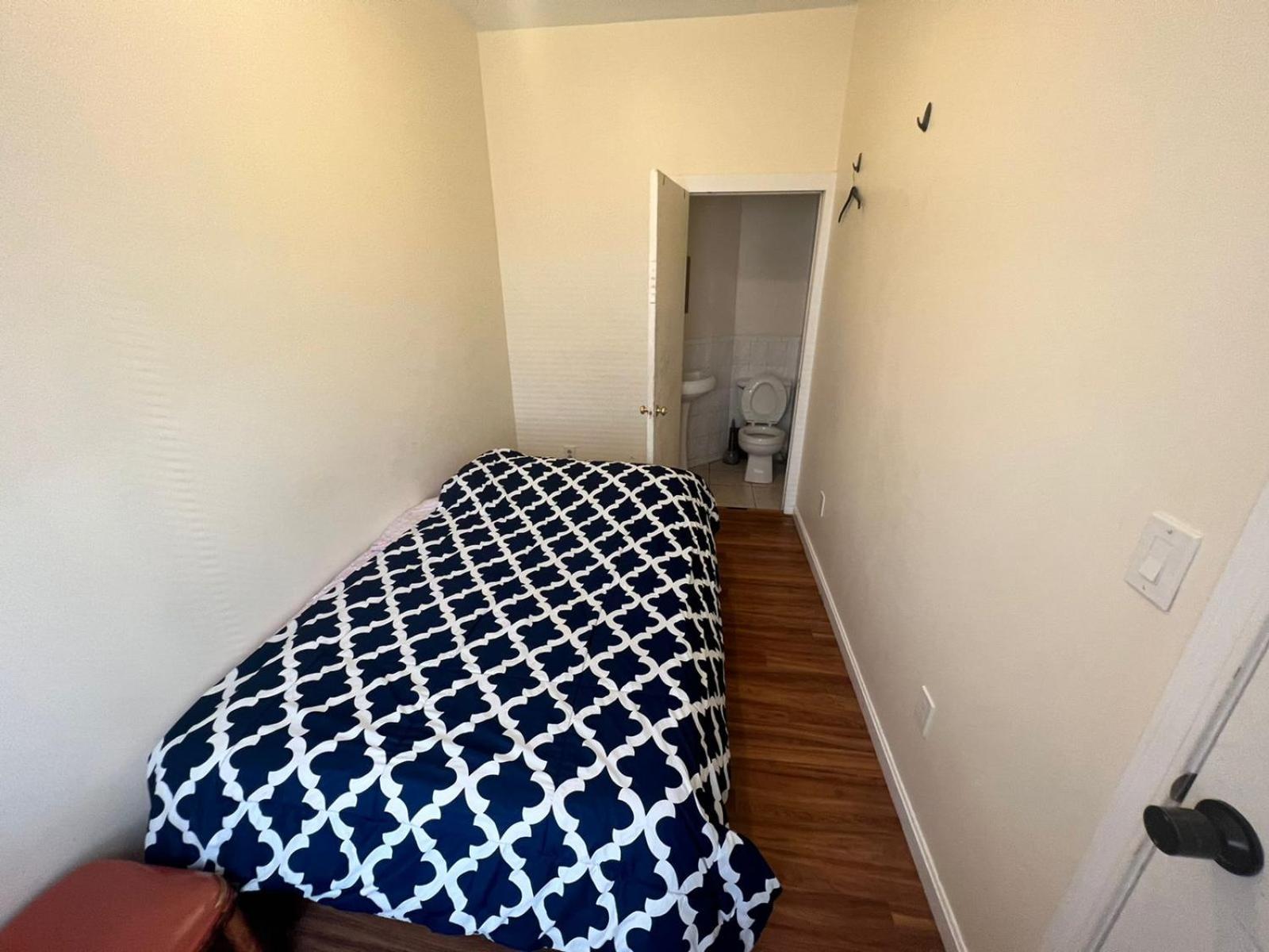 Private Bedroom Near Βοστώνη Εξωτερικό φωτογραφία