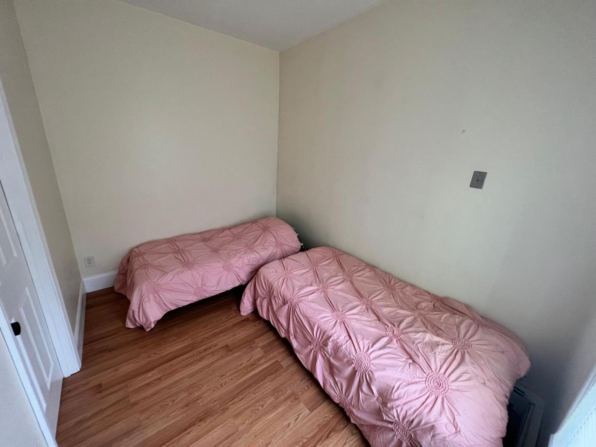 Private Bedroom Near Βοστώνη Εξωτερικό φωτογραφία