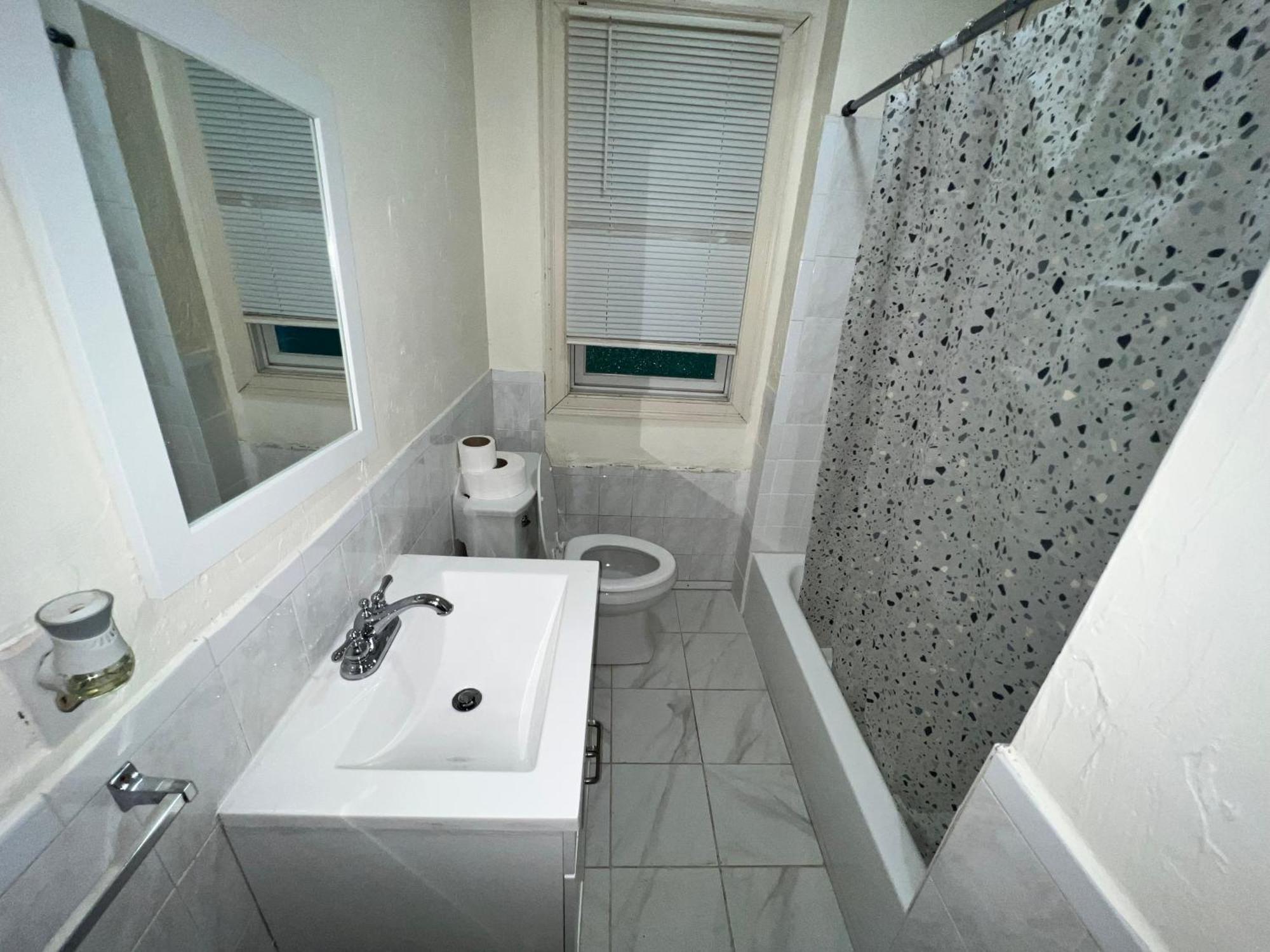 Private Bedroom Near Βοστώνη Εξωτερικό φωτογραφία